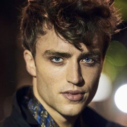 Matthew Ball - 英國皇家芭蕾舞團 : A DIAMOND CELEBRATION演員 飾演