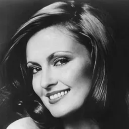 Anneka Di Lorenzo 飾演 Messalina