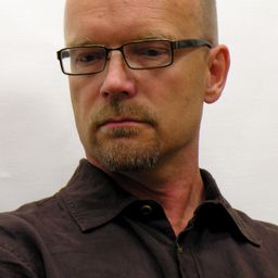 Kari Heiskanen 飾演 Frank