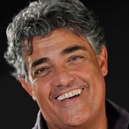 Gaetano Gennai - Christmas in Love演員 飾演Ugo Crepaldi