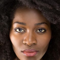 塞吉蘿拉·歐吉丹 飾演 Ajike