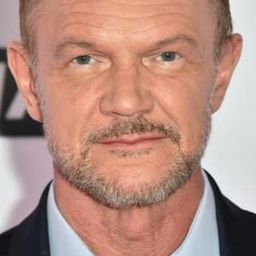 賽札里·帕祖拉 飾演 Gloomy Mouth