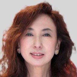 蜷川有紀 飾演 Demoness