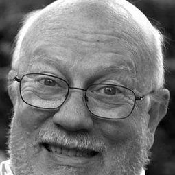 Guido Cerniglia 飾演 Onorevole Scacchi