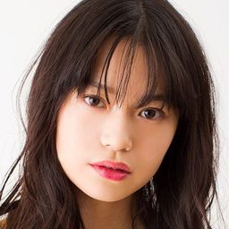 野崎智子 飾演 Riyu