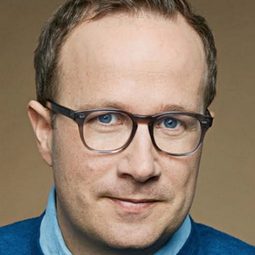 Andri Snær Magnason - 呃錢帝國演員 飾演Self - Writer & Filmmaker