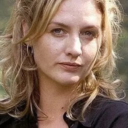 Johanna Sällström 飾演 Linda Wallander