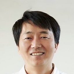 金學順 - 活著#Alive演員 飾演Joon-woo's Father