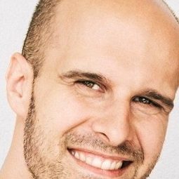 伊多亞多·龐帝 - 如果我是蘇菲亞羅蘭演員 飾演Self