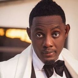 阿優·馬昆 - Merry Men 3: Nemesis演員 飾演