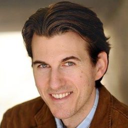 Robert Michael Ryan - Dolls演員 飾演Orderly