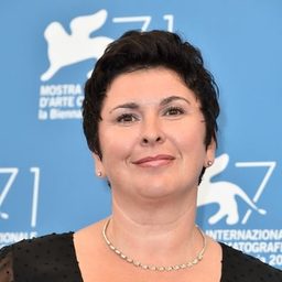 Jasna Žalica 飾演 Čuvarka