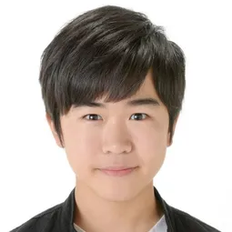 鈴木福 - 禍禍女演員 飾演Syunsuke Oishi