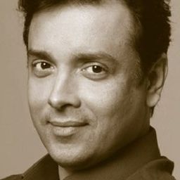 赫德里戈·法古澤斯 飾演 Luiz Cláudio