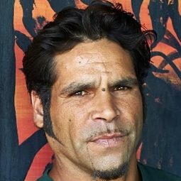 Bruce R. Carter - 皇家旅館演員 飾演Darren