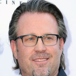 里羅曼華夫 - 天劫倒數：大遷徙導演