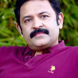 Krishna Kumar 飾演 Robin