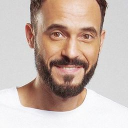 尤瑟夫·艾爾謝里夫 飾演 آدم