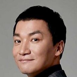 趙在允 飾演 Manabe Samanozo