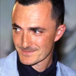 Daniele Luttazzi 飾演 Intervistatore