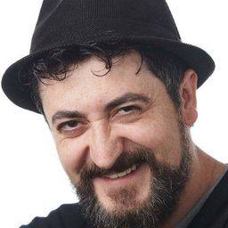 果卡·阿基那加德 - 鐵匠毋欺演員 飾演Lieutenant