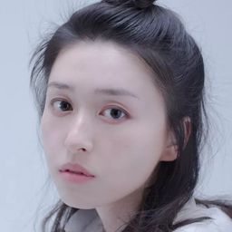 宫哲 飾演 Daughter