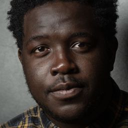 Salif Cissé 飾演 Chérif