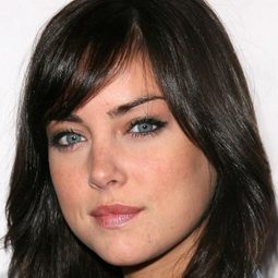 潔西卡·史崔 - 烈探狙擊：誓不回頭演員 飾演Lt. Sullivan