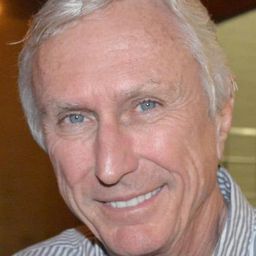 史提夫·麥爾 - 躍馬英雄導演