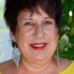 Annie Grégorio 飾演 Odette