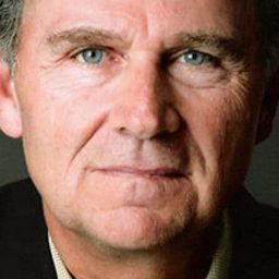 Ron Perkins 飾演 Detective Meyer Meyer