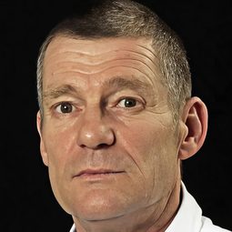 Alan Gibson 飾演 Al Thorpe