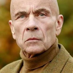 Idwig Stephane 飾演 Prince de Conti