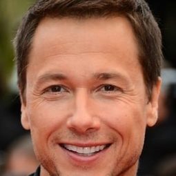 Stéphane Rousseau - 一個婚禮兩條心演員 飾演Lucas