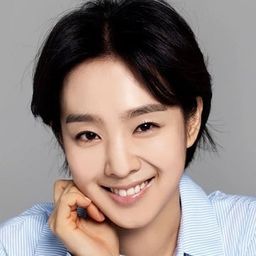 Kim Min-joo 飾演 Hur Sun-mi