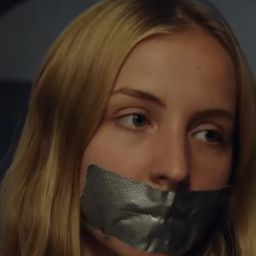 Meg Dick 飾演 New Recruit