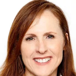 莫莉·香儂 飾演 Wanda (voice)