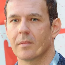 Filippo Bologna 飾演 Fisioterapista