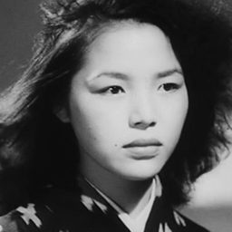 Akemi Negishi 飾演 