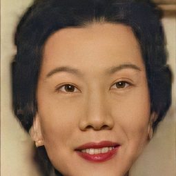 黃曼梨 飾演 Yuet-Mei's mother