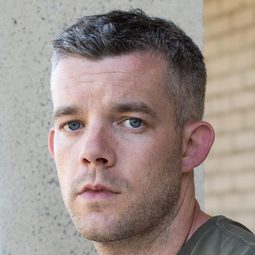 羅素托維 - 嚕嚕米漫遊蔚藍海岸演員 飾演Moomin