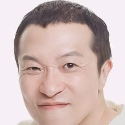 李勇直 飾演 Senior Police Officer Ban