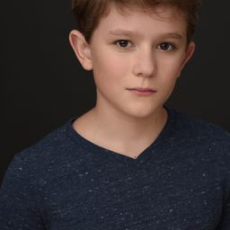 Malcolm Fuller 飾演 Steve Reynolds