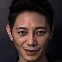 元賢俊 飾演 The Shaman