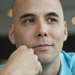 Kim Nguyen - 熊語戀人導演