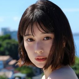 大久保櫻子 - 赤羽骨子的秘密保鑣演員 飾演Azane  Kurogumo