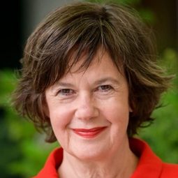 Petra Kalkutschke - 永別了，柏林演員 飾演Frau Fabian