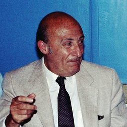 Will Eisner 飾演 Self