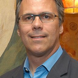 Richard Roeper 飾演 Self