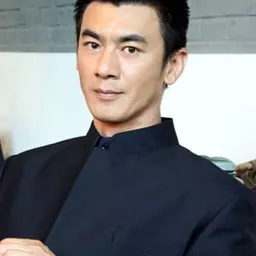 任天野 飾演 高瞻